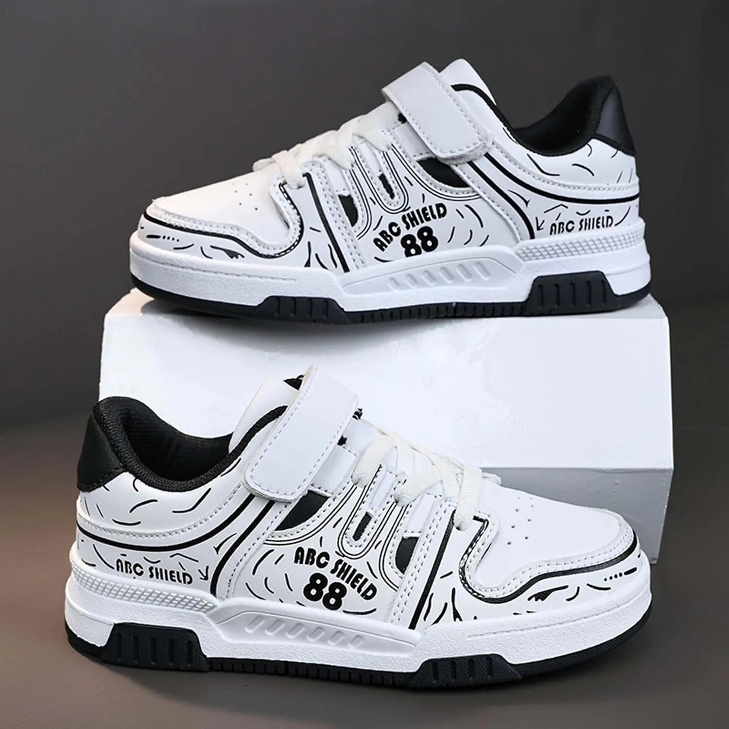Children's Skateboarding Sneakers Boys Girls Fashion Sneakers Children's Casual Skateboarding Walking Shoes Street Personalized Skateboarding Shoes