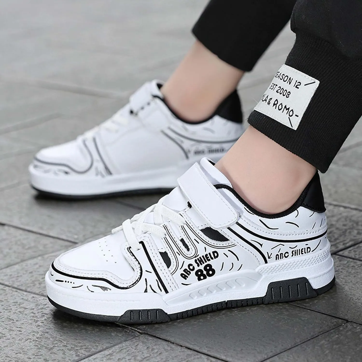 Children's Skateboarding Sneakers Boys Girls Fashion Sneakers Children's Casual Skateboarding Walking Shoes Street Personalized Skateboarding Shoes