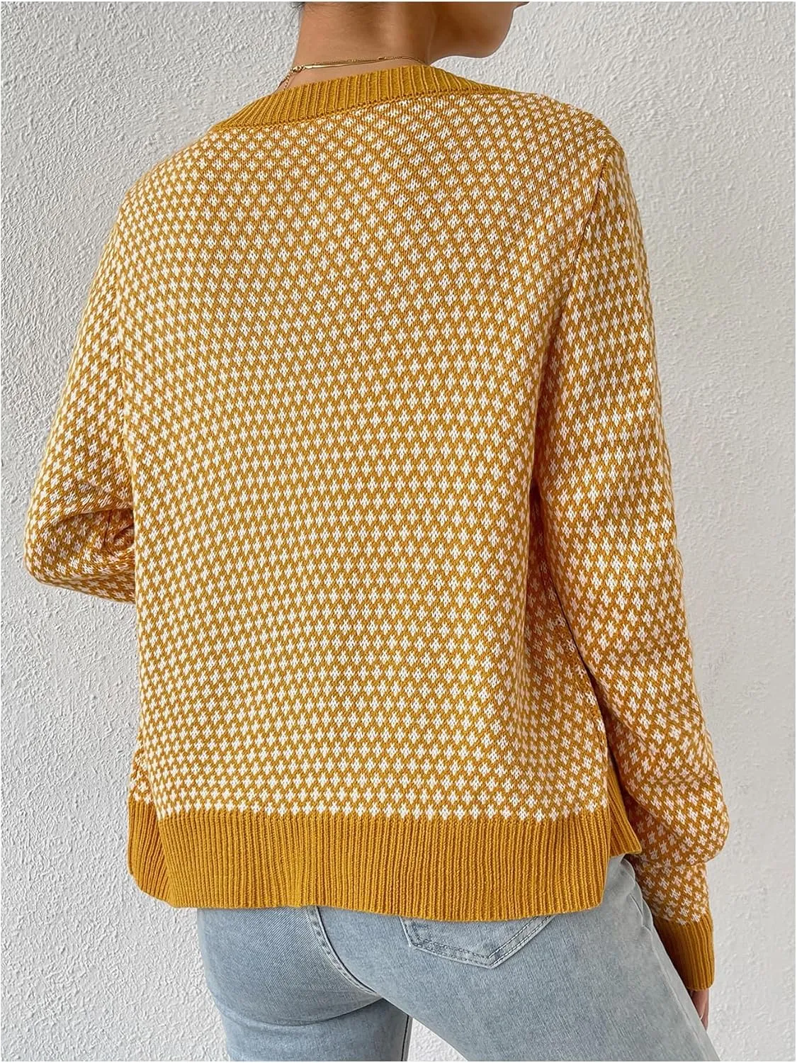 GORGLITTER Women's Button Up Cropped Cardigan Checkered Colorblock Long Sleeve Lightweight Cardigan Sweaters