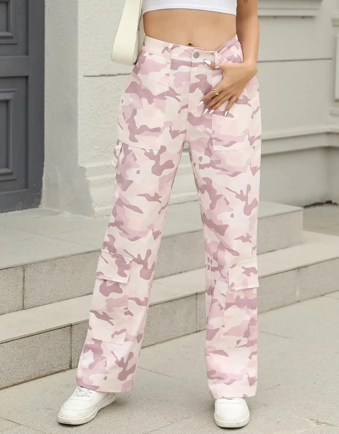 Kedera Women Camo Print Flap Pocket Wide Leg Pants Mid Waist Trousers Casual Boyfriend Cargo Parachute Baggy Pants