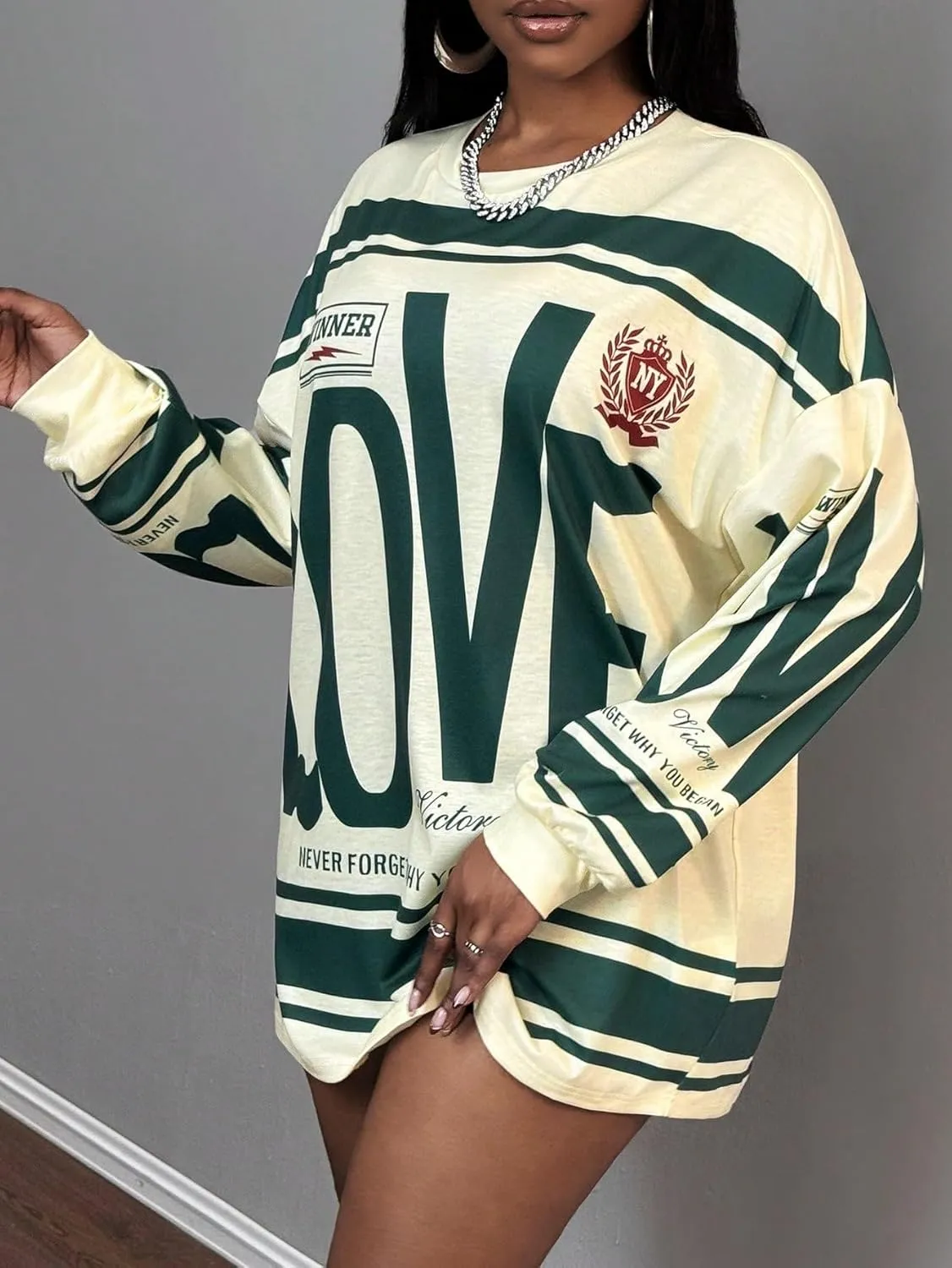 SweatyRocks Women's Oversized Letter Graphic Tees Y2K Long Sleeve Crew Neck Casual T Shirt Tops