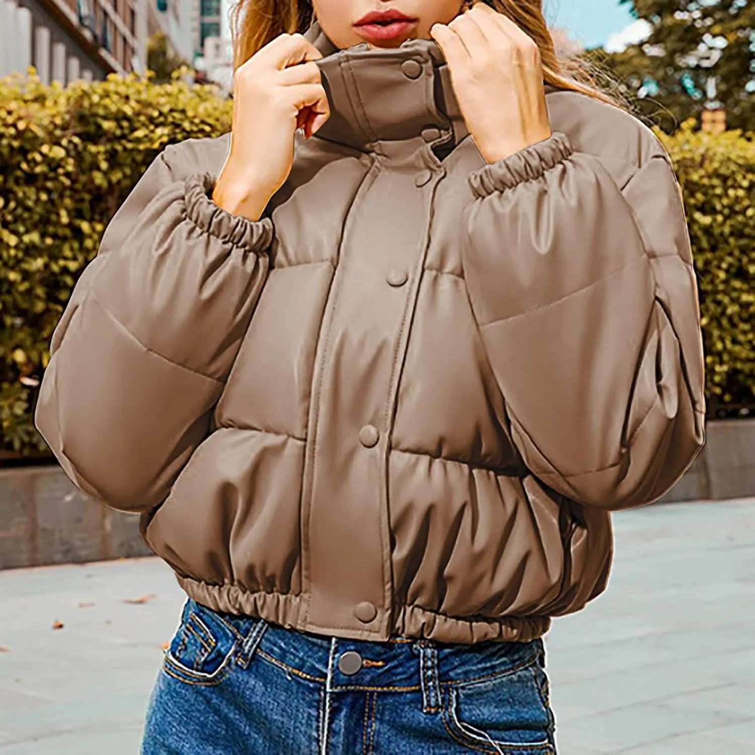 Womens Winter Cropped Puffer Jackets Trendy Zip up Long Sleeve Fluffy down Coats Casual Lightweight Cute Warm Outwear